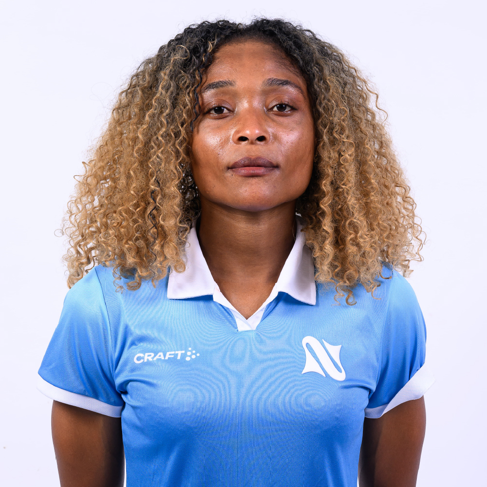 #31 Olga Massombo